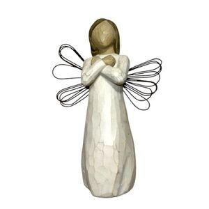 Willow Tree Angel Figurine ( sign for love)Cream and Brown